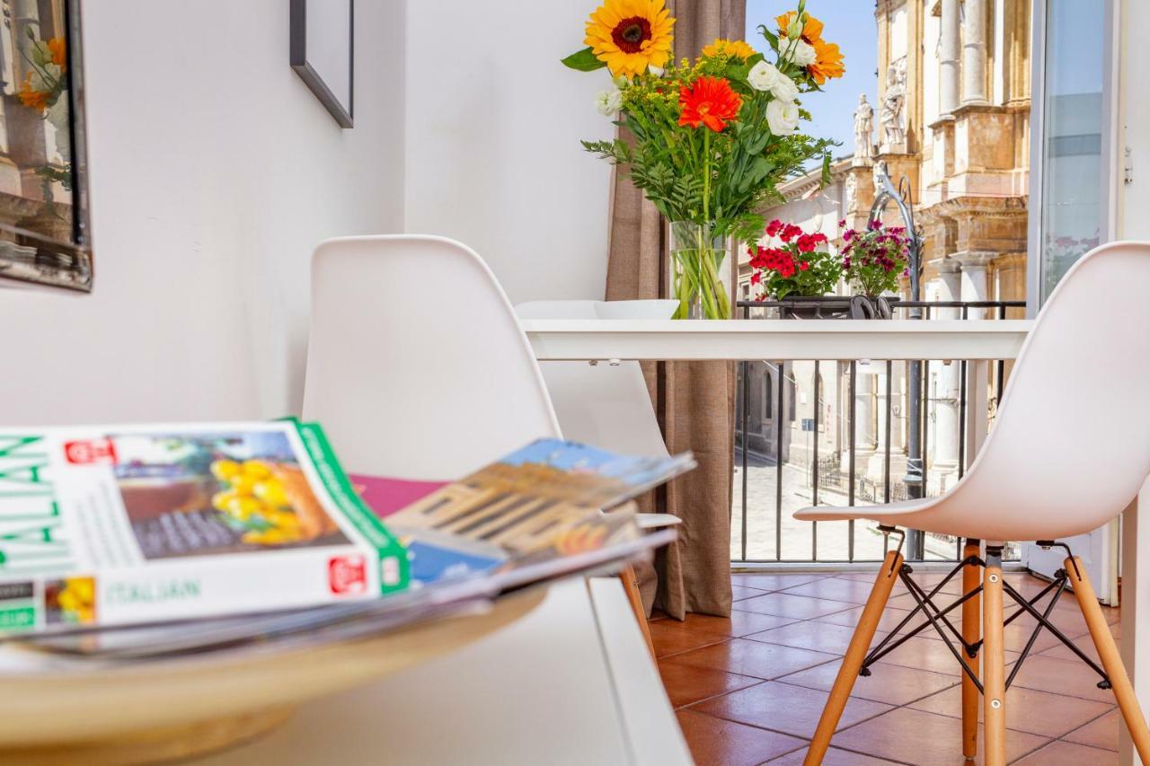 I Balconi Di San Domenico Apartment Palermo Bagian luar foto
