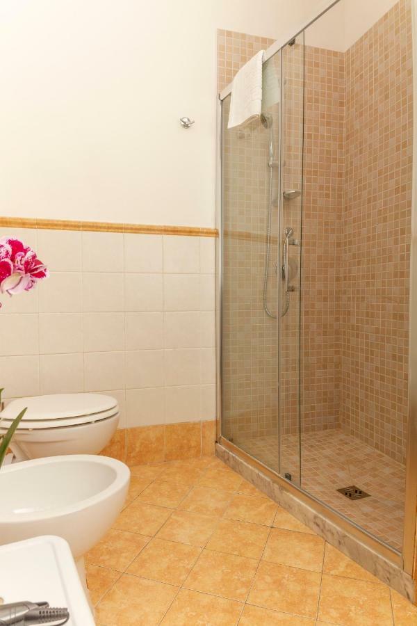 I Balconi Di San Domenico Apartment Palermo Bagian luar foto